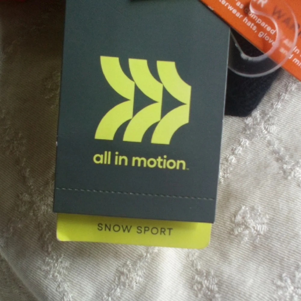 All in Motion Pink and Black Insulated Mittens